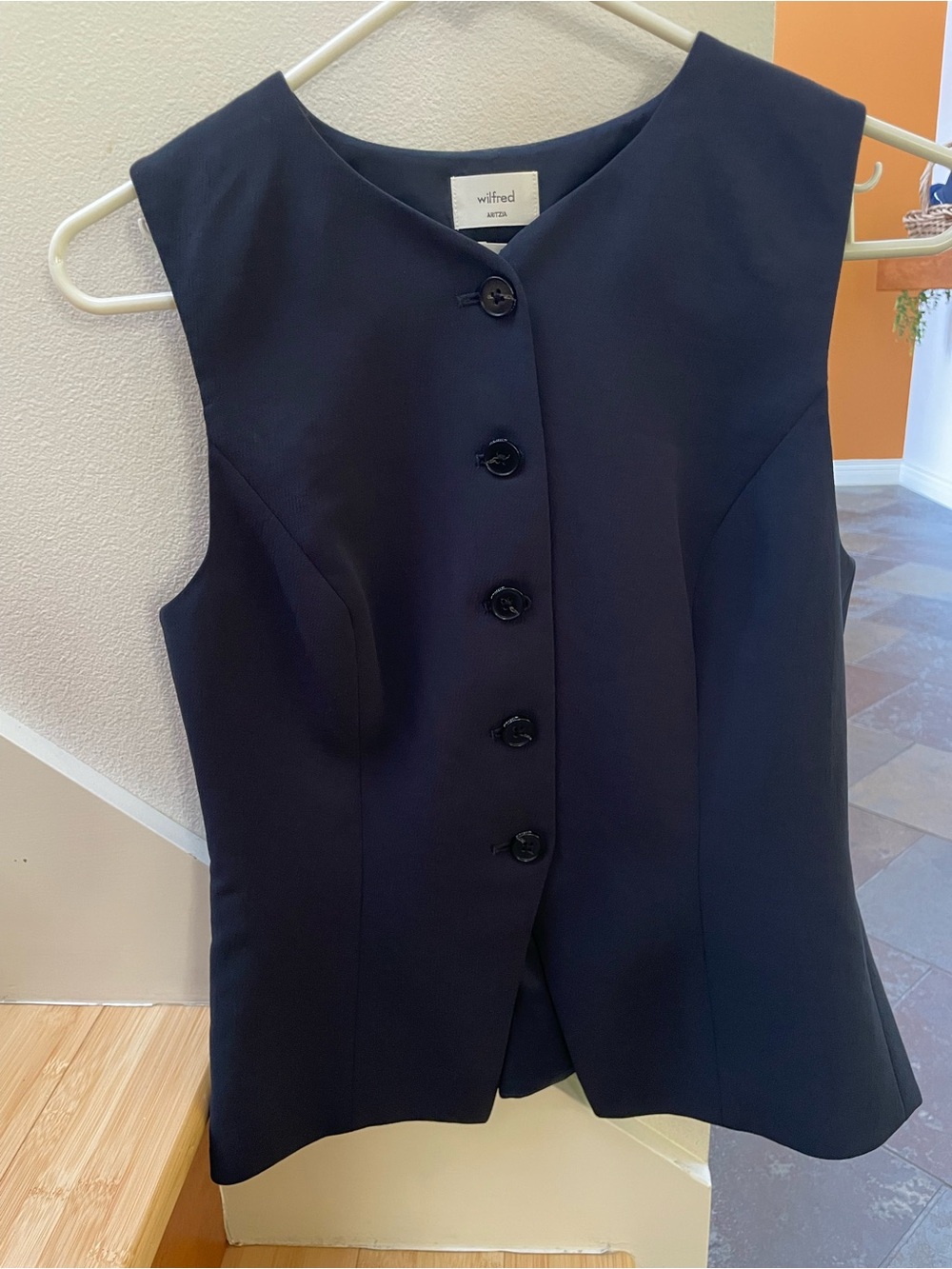 Aritzia Wilfred Navy Sleeveless Buttoned Vest
